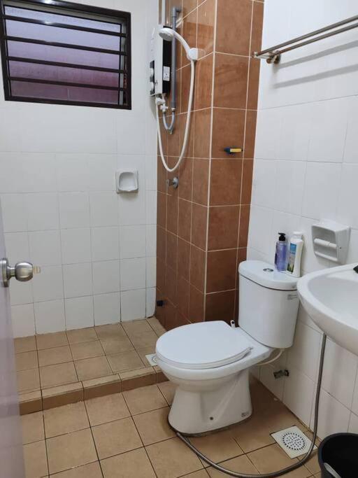 Monkey Canopy Sg Long Cosyhome 3R3B 8-10Pax Kajang Extérieur photo
